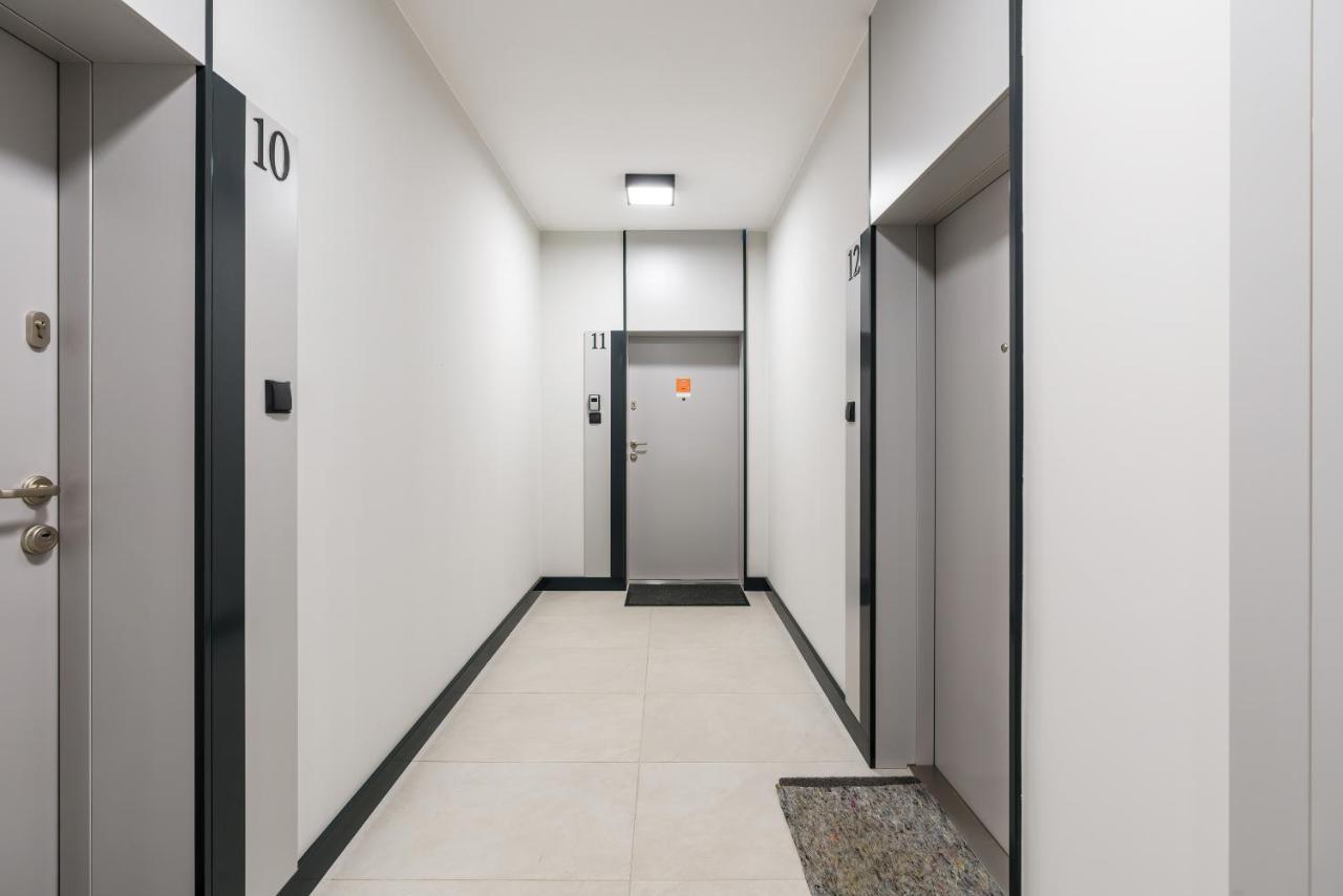 Apartments Poznan Chwaliszewo Residence With Free Garage By Noclegi Renters 외부 사진