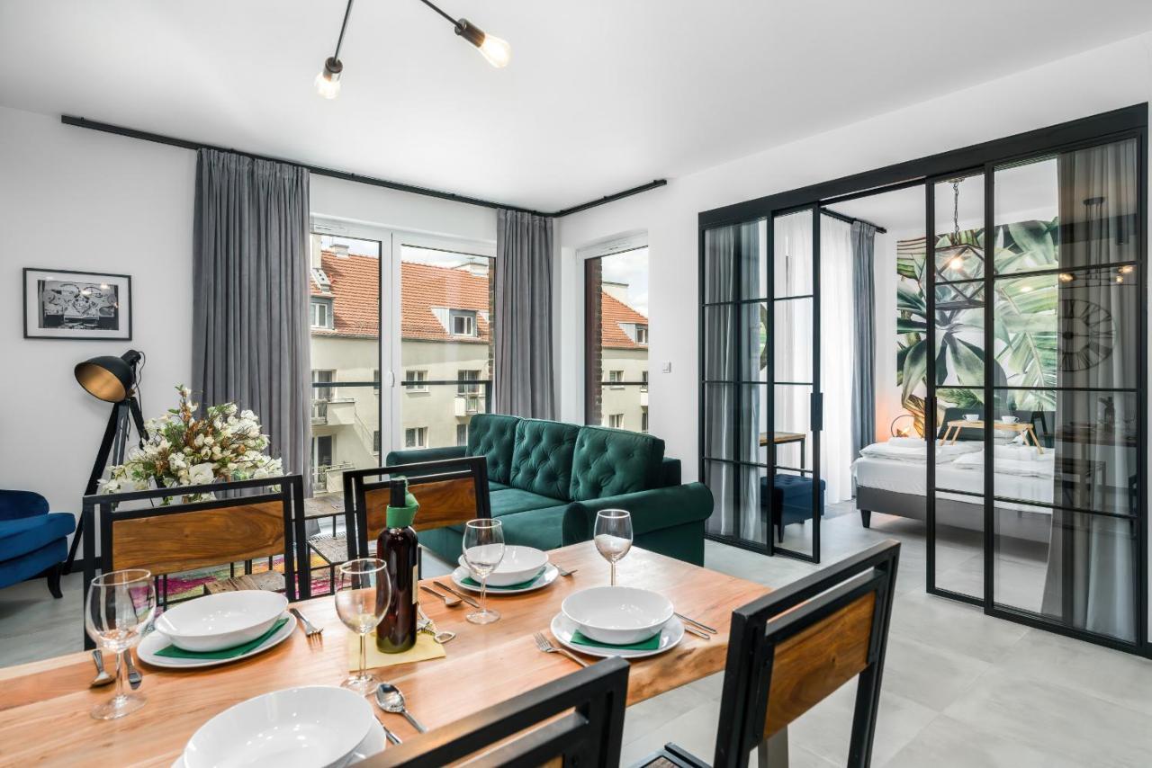 Apartments Poznan Chwaliszewo Residence With Free Garage By Noclegi Renters 외부 사진