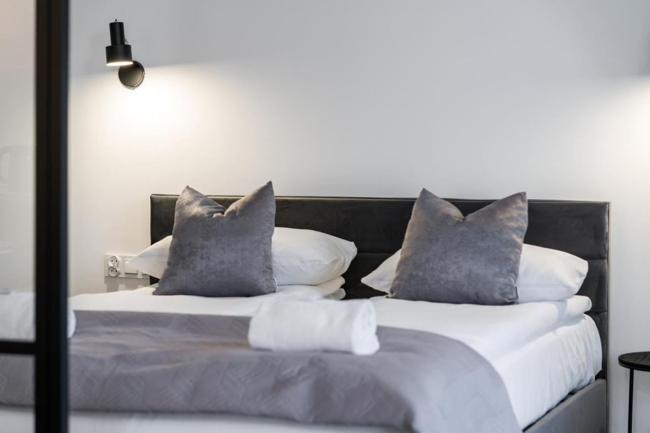 Apartments Poznan Chwaliszewo Residence With Free Garage By Noclegi Renters 외부 사진